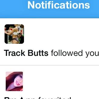 queenkking_'s tweet image. Is it bad that this made my day?😂 #trackbutts
