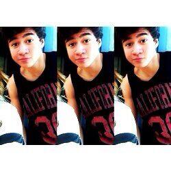 jakefclgdr's tweet photo. >>>>>>>>>>>>>>>>>>>> http://t.co/114skZ5sSr