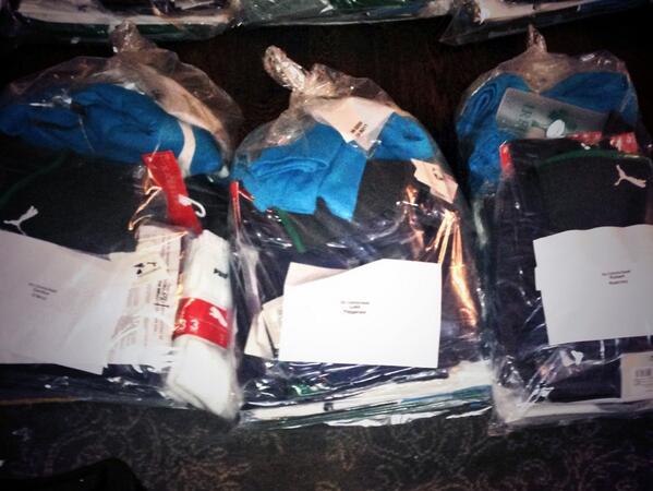 J_Rainey94's tweet photo. “@irfurugby: Kit is ready &amp; waiting in camp. http://t.co/Zhld2mKYuK”so much kit @Max_Oates @jordan_carlisle