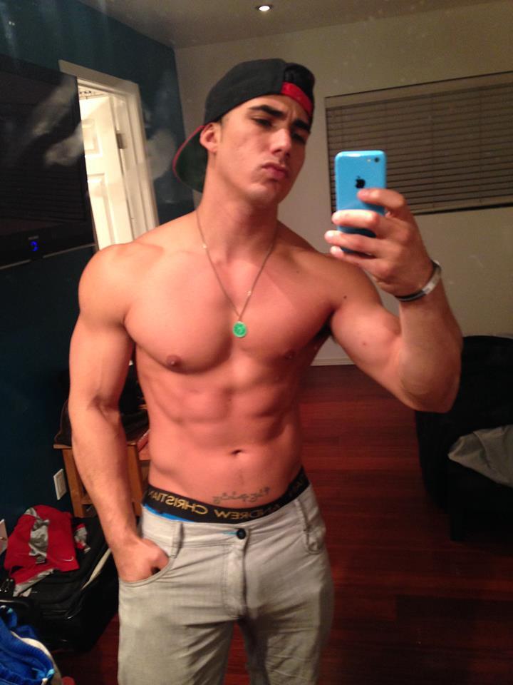 Topher DiMaggio on Twitter: "love u guys! last night it was amazing!! :D http://t.co/2x0lPzE4Vo"