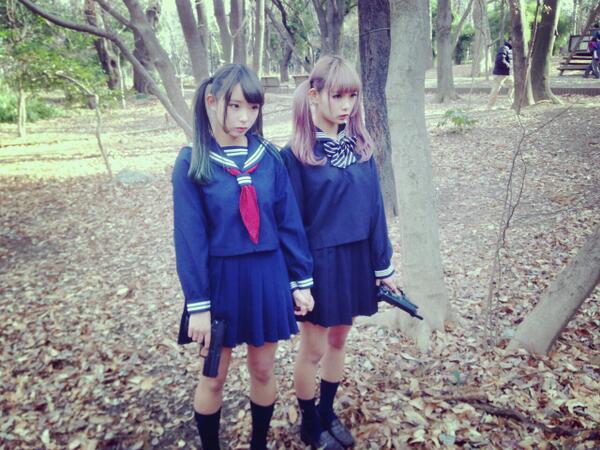 mam_11_11's tweet photo. 白地紺襟セーラー服そろそろ欲しいなー。この時はもちろんわたしは自前でした。うふふ。 http://t.co/vA5rcxQ7Qy
