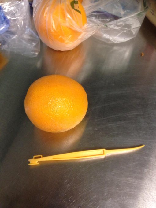 Honestly, this is one of the best inventions. And orange peeler. No need to cut it into wedges. http://t<a href="/tag/nofiltershow"class="tags"><span>#nofiltershow</span></a>