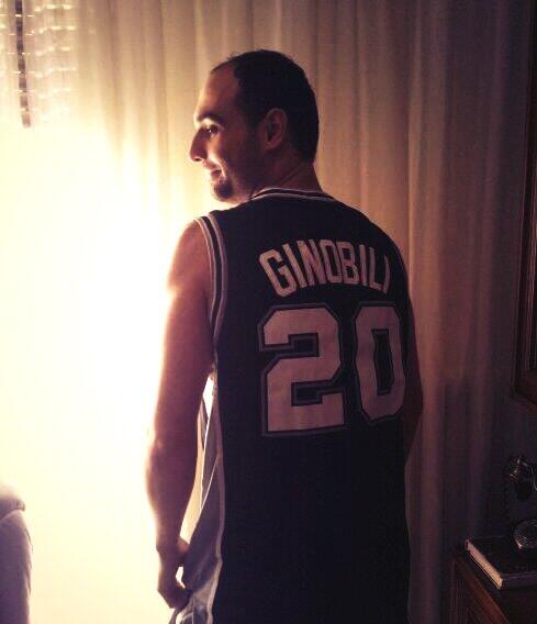 ginobyly's tweet photo. Regalazo de mis Tatos Dia,Edu,Pilu os quiero.... http://t.co/hCFPiYt07w