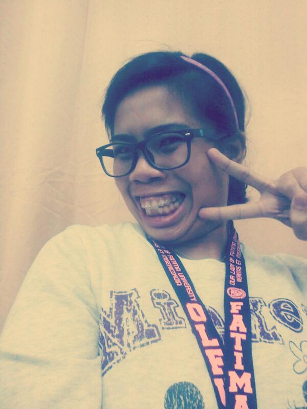 Ciabayo's tweet photo. ~Baby it's cold outside~.  Body warm: Selfies ;) haha, the prof didn't came. it lead me doing this. http://t.co/u375hQhBFE