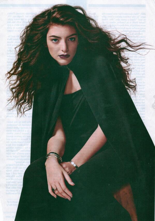Lorde_Spain's tweet photo. Lorde: Rolling Stone Magazine [SCAN] #2 http://t.co/g5q4NEFaba