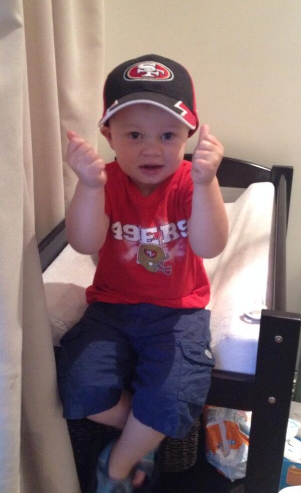 SHatchy's tweet photo. Go @49ers Support #QuestForSix all the way from Adelaide South Australia &amp; our little guy says Go Kaep!@Kaepernick7 http://t.co/ja4s9Mlhqr