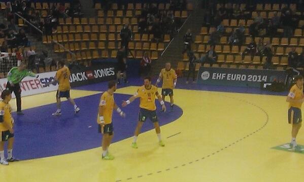 IvanLauridsen's tweet photo. Em sverige - Rusland http://t.co/lezQYYM8aI