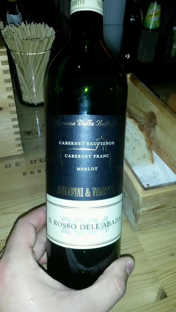 GobboLeonardo's tweet photo. Soldi spesi mooooolto bene....@ItPavan @AndreaMartin0 @bertolin89 http://t.co/pTUiMBvugO