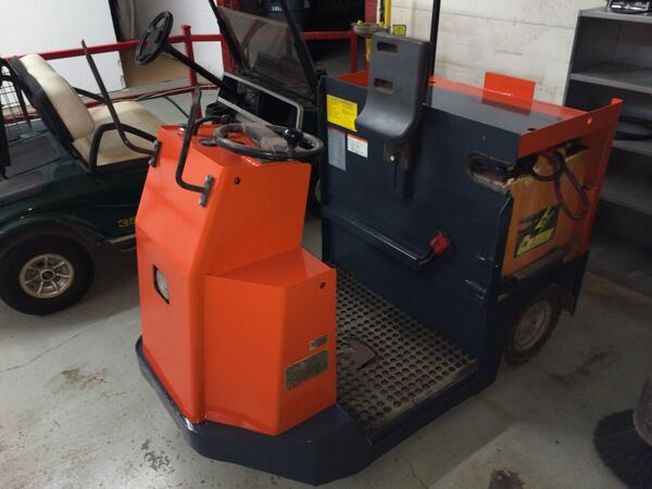 SSLift's tweet image. Need a tug this unit pulls up to 8000 capacity at very low cost