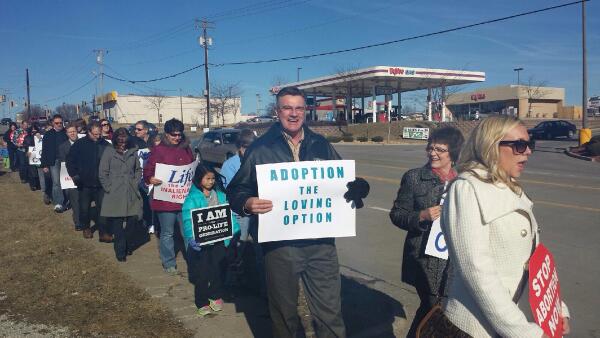 ElectFrese's tweet image. Ronda &amp;amp; I - with our daughter Laura - joined Adams County Right to Life for their annual #WalkforLife today.