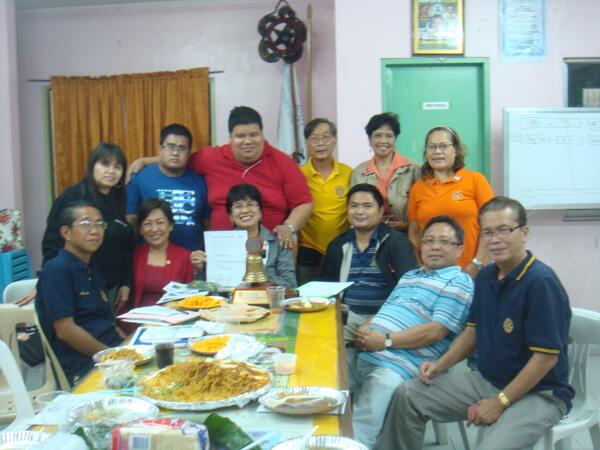 01.17.2014 - Regular meeting with guests, FC Pres Roger Banzuela of RCSPE and PP Erwin Serrano of RCSPS - NG.