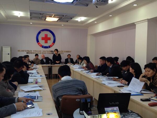 Mongolian Red Cross  (@redcrossmn) on Twitter photo Бvх дунд шатны Улаан загалмай буюу 21 аймаг, 9 дvvрэг, 3 тусгай газрын салбар хороодын дарга нарын семинар. Яг одоо Бvх дунд шатны Улаан загалмай буюу 21 аймаг, 9 дvvрэг, 3 тусгай газрын салбар хороодын дарга нарын семинар. Яг одоо