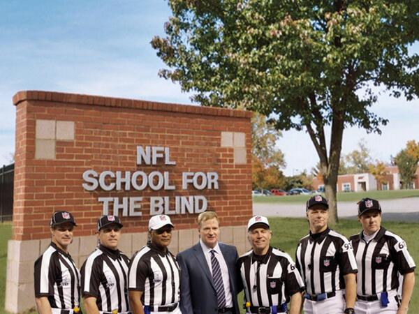 JiveKevinSumlin's tweet photo. Picture of the night: http://t.co/7CFU30hySR

#TheBigSumlin