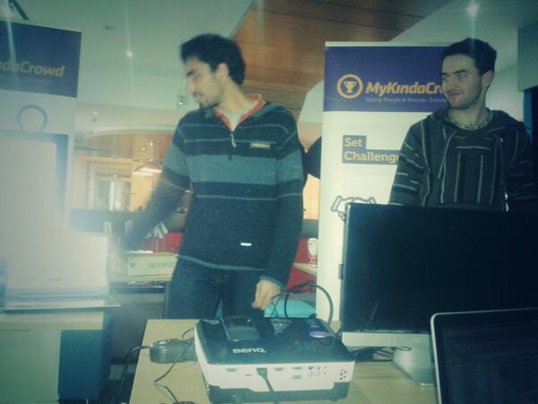 excompsci's tweet image. Team 7 - solar tracker