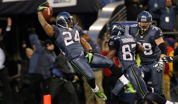 Mr_Brose's tweet photo. All these SF fans excited to see Lynch invite em to hold his D #BEASTMODE http://t.co/ozR3giuOIV