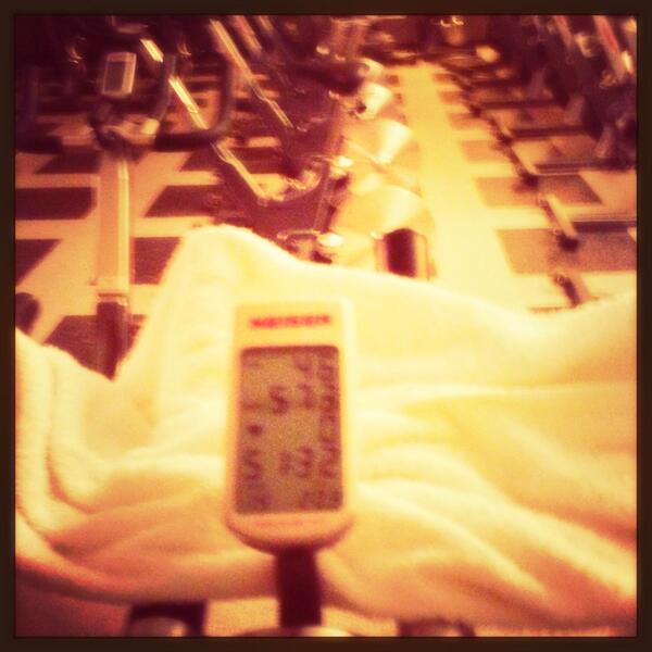 Adbalcorta's tweet photo. Working out on the weekends? I think I love it!!! #lovethefeeling http://t.co/1eDjnlkoty