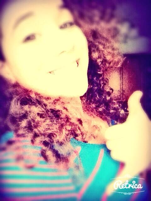 VeveAmy's tweet photo. Ahahaahahaha ✌️😂 http://t.co/5NG6LdNchG