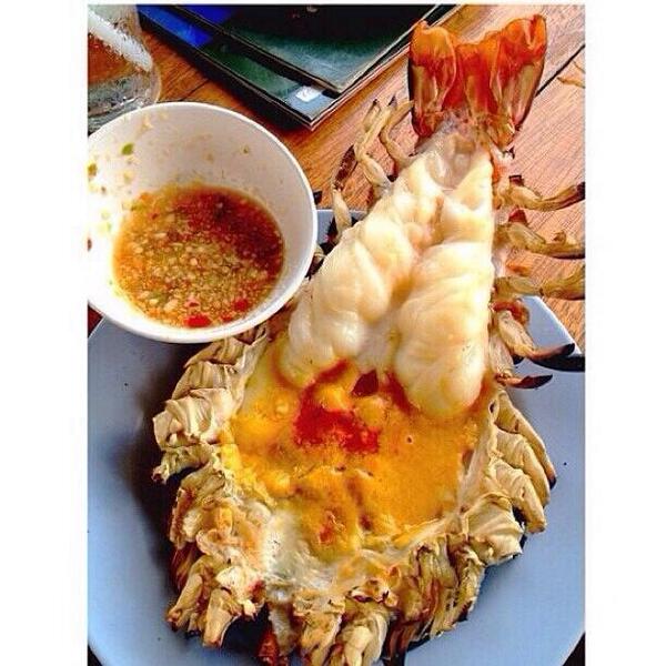 Sehun_FN's tweet photo. @Luhan_SC2000 .ป้อน. http://t.co/HLnDwmOg4z
