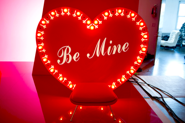 AnthonyJamesHU's tweet photo. “@VictoriasSecret: Confess to your crush. RT to all, and tag someone special ;) #BombshellsDay http://t.co/UQlN7W1UgV” @TylerSamuelsHU