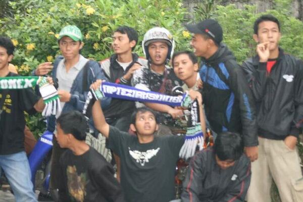 Ganteng tnn aku RT <a href="/Pinicopett/">Mas Copet™</a>: <a href="/ULTRAS_LEOMANIA/">LEOMANIA</a> nyoh ki jaman e neng PW broh. Haha "