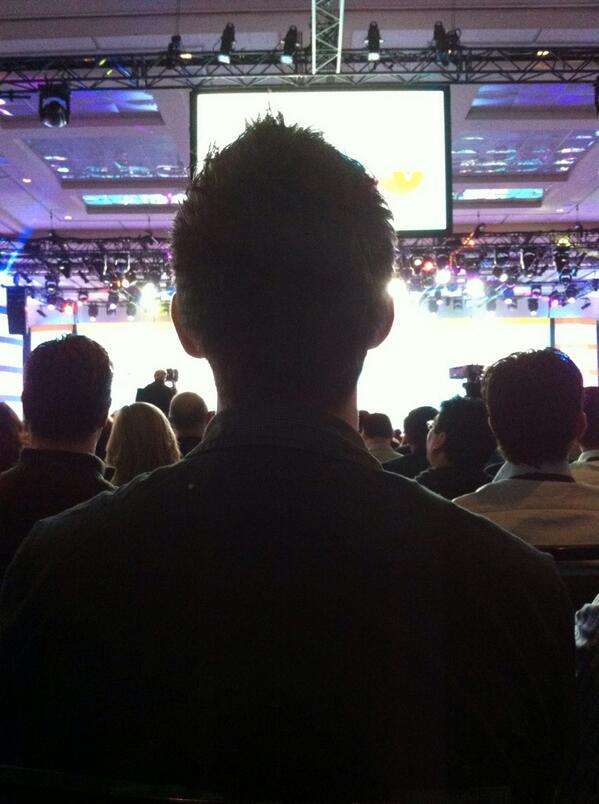 Brian_Wert's tweet photo. I had to sit behind the tallest guy at connect http://t.co/dYfi5clKzz