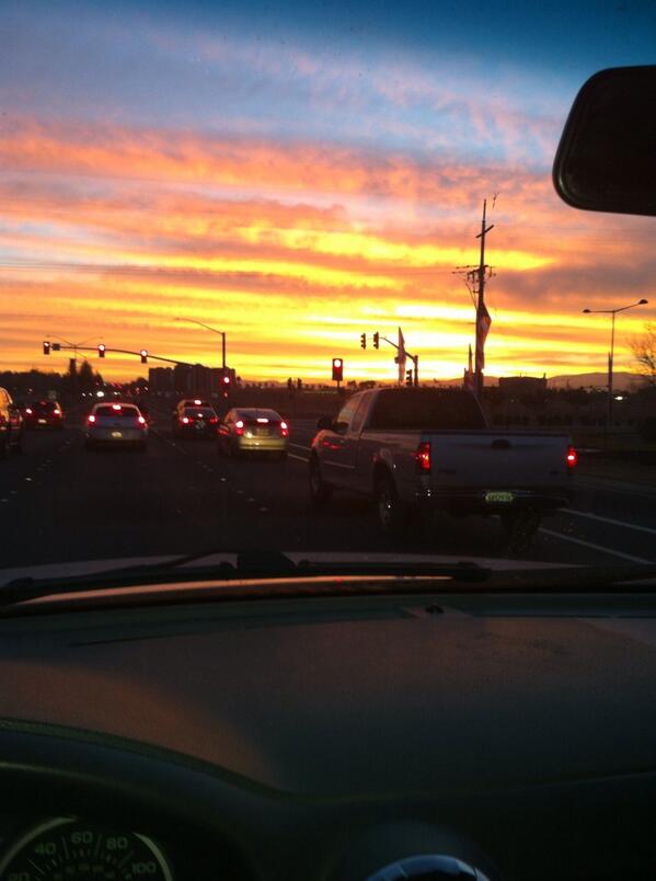 countwessler's tweet image. Morning sky.