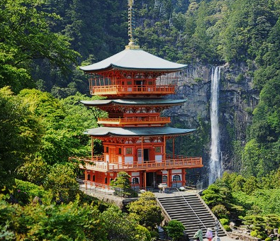 HelloMokio's tweet photo. The most beautiful walk in the world? Japan's Kumano Kodo pilgrimage hike in Wakayama http://t.co/Wyhjq4Ez8N http://t.co/OdWhfH34N9