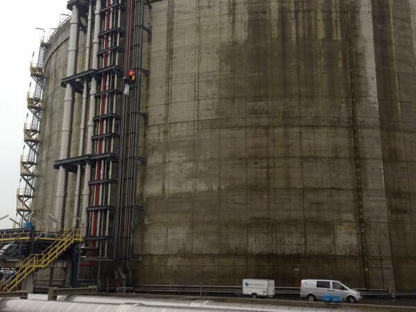 Today and tomorrow finishing our #ropeaccess project at #LNG tanks @Maasvlakte_2