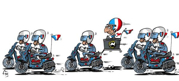 MsieurLapique's tweet photo. Prochain défilé du 14 Juillet ... Les préparatifs de #Hollande 
(Nous aussi on se prépare #HollandeDemission) : http://t.co/RyIC7fbtr0