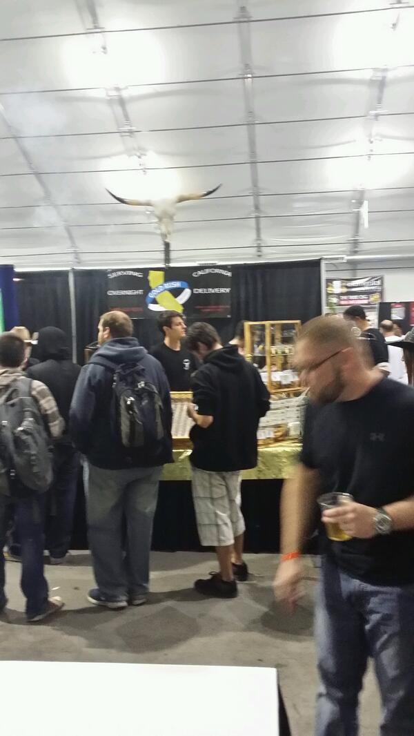 GOLDRUSHDELIVER's tweet photo. http://t.co/Z3L3JL7HnI