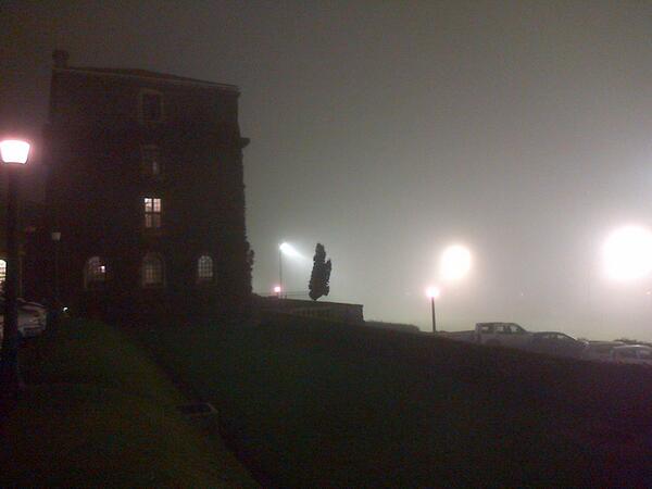 SmutsOWeek's tweet photo. #UCT is known to get a tad cloudy from time to time. #SmutsHall http://t.co/1CTnV50Nul