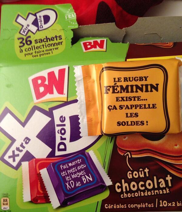 Le rugby féminin existe et s'appelle les #soldes ! :-)  by Biscuits BN