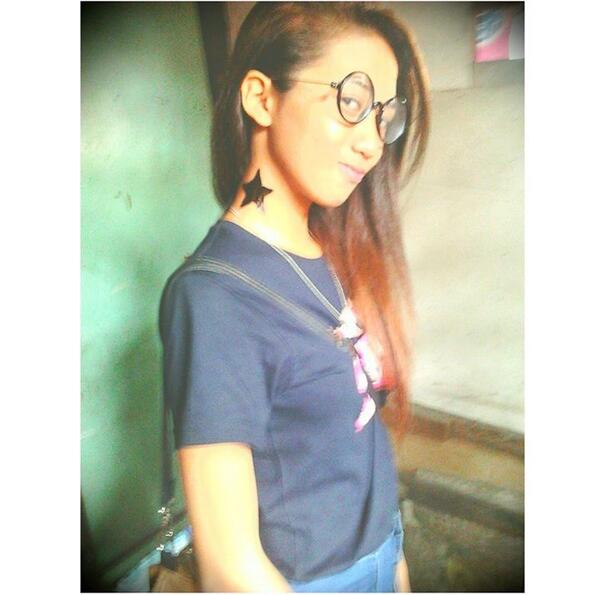 MaumaeA's tweet photo. Henna :) @vicegandako idol kita eh kaya ganito wooooooohohohhoohh ;))) http://t.co/NXC3liTuKZ
