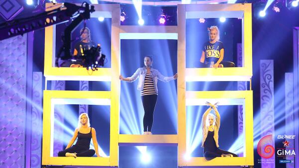 Embedded image permalink