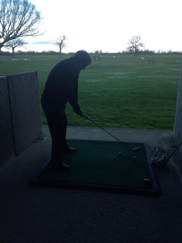 benrossgolf's tweet image. Steve Richardson testing the new Rip Woods @tournerburygc #goodhitting