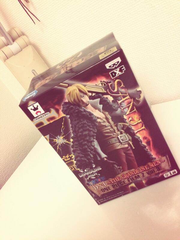 wallace0915's tweet photo. バイト帰りに外にあるゲーセンのやつで目についてやってみたら900円で取れた!
一個取ったら全部欲しくなる( ´ ▽ ` )ﾉ http://t.co/0iS8NOGPuI