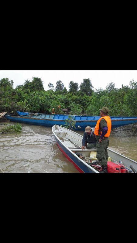RELAKUCHING_SEL's tweet photo. Bot panjang biru adlh yg d guna rombongan zikir yg karam trsebut. @izzul9000. @KP_RELA @RINIBINTUPONG @relamalaysia http://t.co/dDeo24NMjZ"