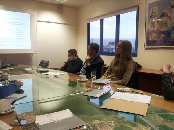 LWC_Economics's tweet image. Meeting at London City Airport #economicsdayout #transporteconomics #f584