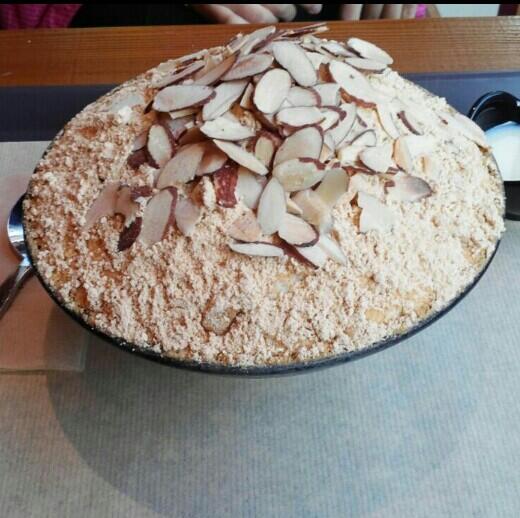 alwls2028's tweet photo. @Hanhae90 즐거운 남포동 맛있는 설빙^0^ http://t.co/F7zBYPjnE6