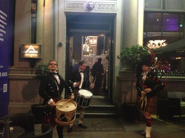 Fair fa' your honest, sonsie face, 
      Great chieftain o the puddin'-race!
      Aboon them a' ye tak your place,
