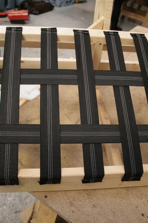 DronfieldUphols's tweet photo. Elasticated Inside Back Support
#Upholstery #Sofa http://t.co/AxiYXn1d0p