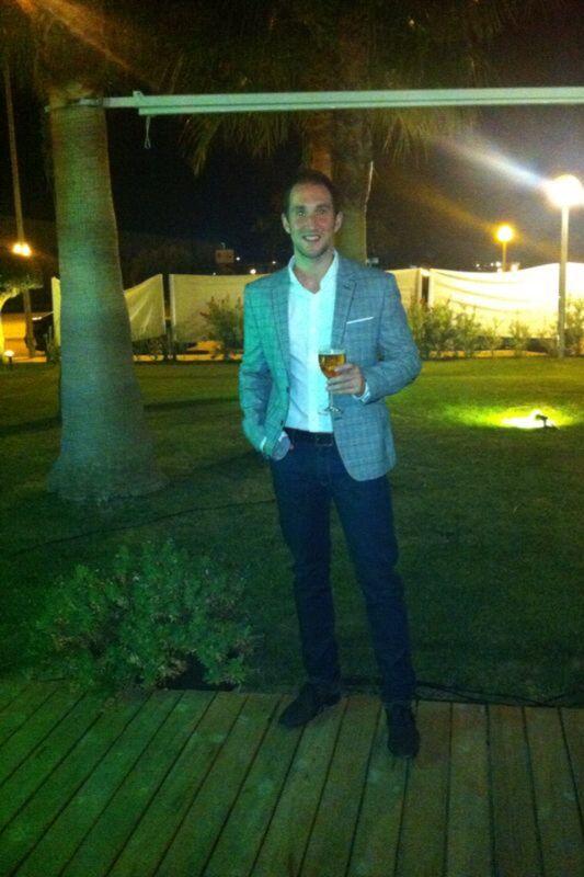 Sr. Musikito, potroo fichaje de <a href="/PPistonazo/">El Pistonazo Totana</a> para #carnaval2014. A ver cómo se mueve ese cuerpazo!! #carnavaltotana