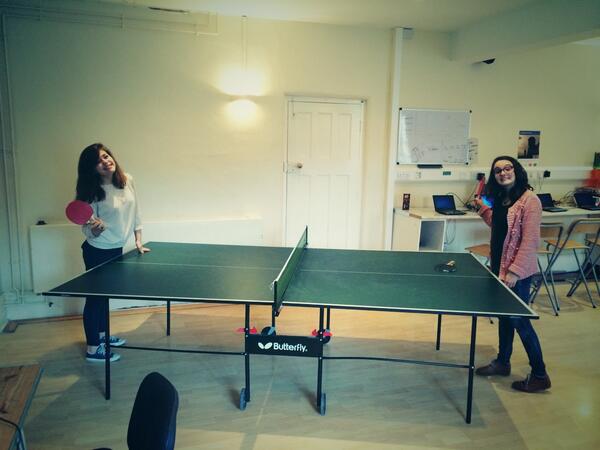 BenjaminMcFall's tweet image. @yfcone @gillinghamyfc got itself a table tennis table #PractiseForMidYear #FakePlaying