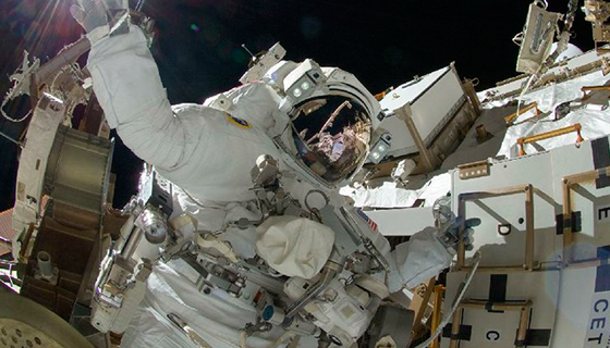 PortalDeviante's tweet image. Igualdade, a fronteira final e as mulheres no espaço #dropscience - #lab is.gd/ENX8Wk