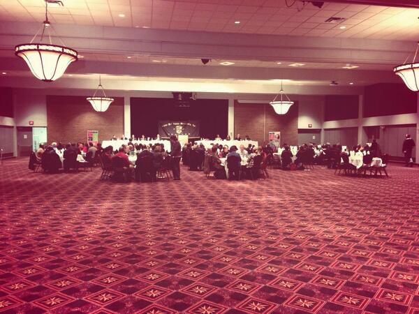 RebeccaTrylch's tweet image. #UnityLuncheon for #MLKDay2014 in #Saginaw. We&apos;re live at @DowEventCenter in 1 minute. #ABC12News