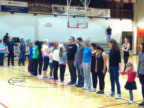 SeanPMeans's tweet image. Attendees at #Sundance14 learning steps from Rockettes on #FreeFail. @cooperdance is in the middle.