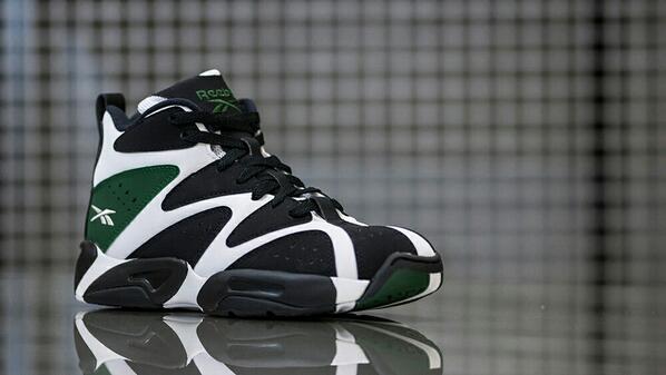 you_95's tweet photo. Entered to Win #FreeKicks Reebok Kamikaze 1 - OG on http://t.co/H1LtJmE7EV http://t.co/VbOSLbzBmE