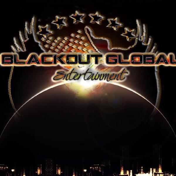 HBofBlackOut's tweet photo. http://t.co/MOrA8apk8D lady http://t.co/xrQ7Ihto7C