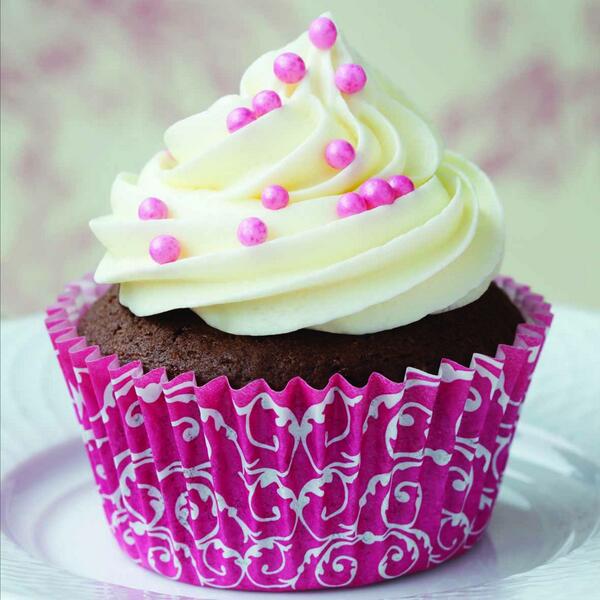 KCColoringPages's tweet photo. Having a little late night snack!! #cupcake time. Yum :) http://t.co/SZ6jFI7Vas