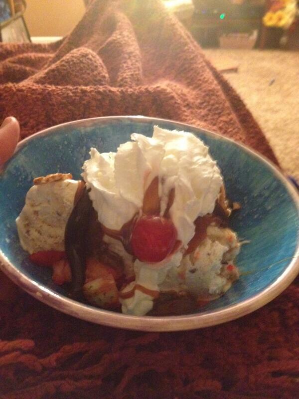 jake_rajewski04's tweet image. Taking a break from studying and momma made me this #mondaysunday